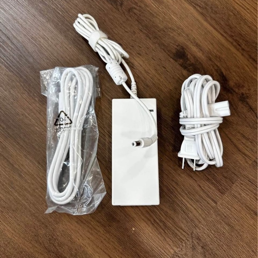 Cricut Machine - Picture 5 of 10